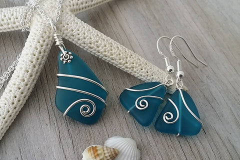 Hawaiian Jewelry Sea Glass Set, Teal Wire Wrapped Necklace Earrings Jewelry Set, Beachy Sea Glass Jewelry For Women Unique Jewelry Set