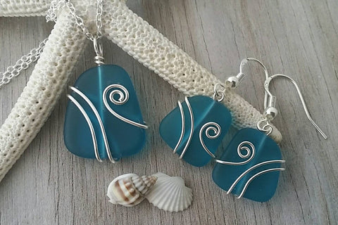 Hawaiian Jewelry Sea Glass Set, Teal Wire Wrapped Necklace Earrings Jewelry Set, Beachy Sea Glass Jewelry For Women Unique Jewelry Set