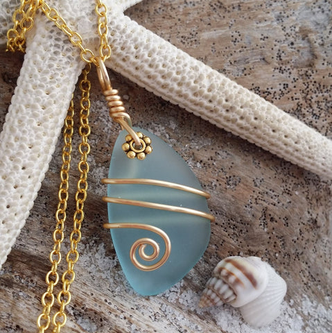 Handmade in Hawaii Wire wrapped Turquoise Bay blue sea glass necklace yinahawaii