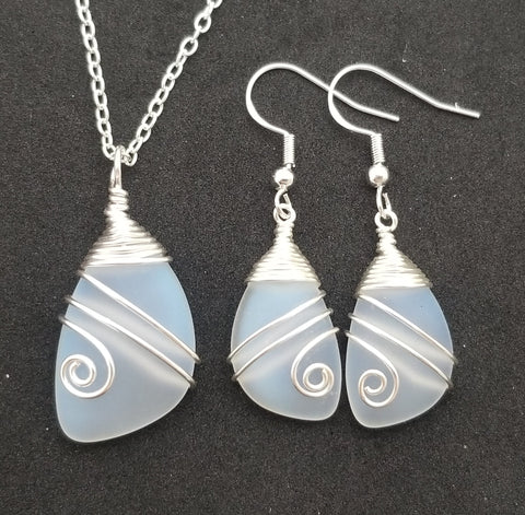 Hawaiian Jewelry Sea Glass Set For Women, Top Wire Moonstone Necklace Earrings Beach Jewelry Set Birthday Gift (June Birthstone Jewelry)