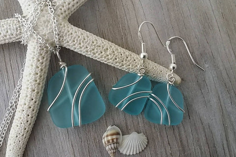 Made in Hawaii, Wire wrapped Turquoise Bay blue sea glass necklace + earrings jewelry set,   Beach jewelry gift.